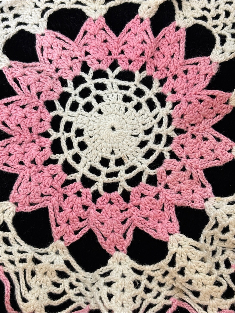 Doilies - Picture 6 of 14